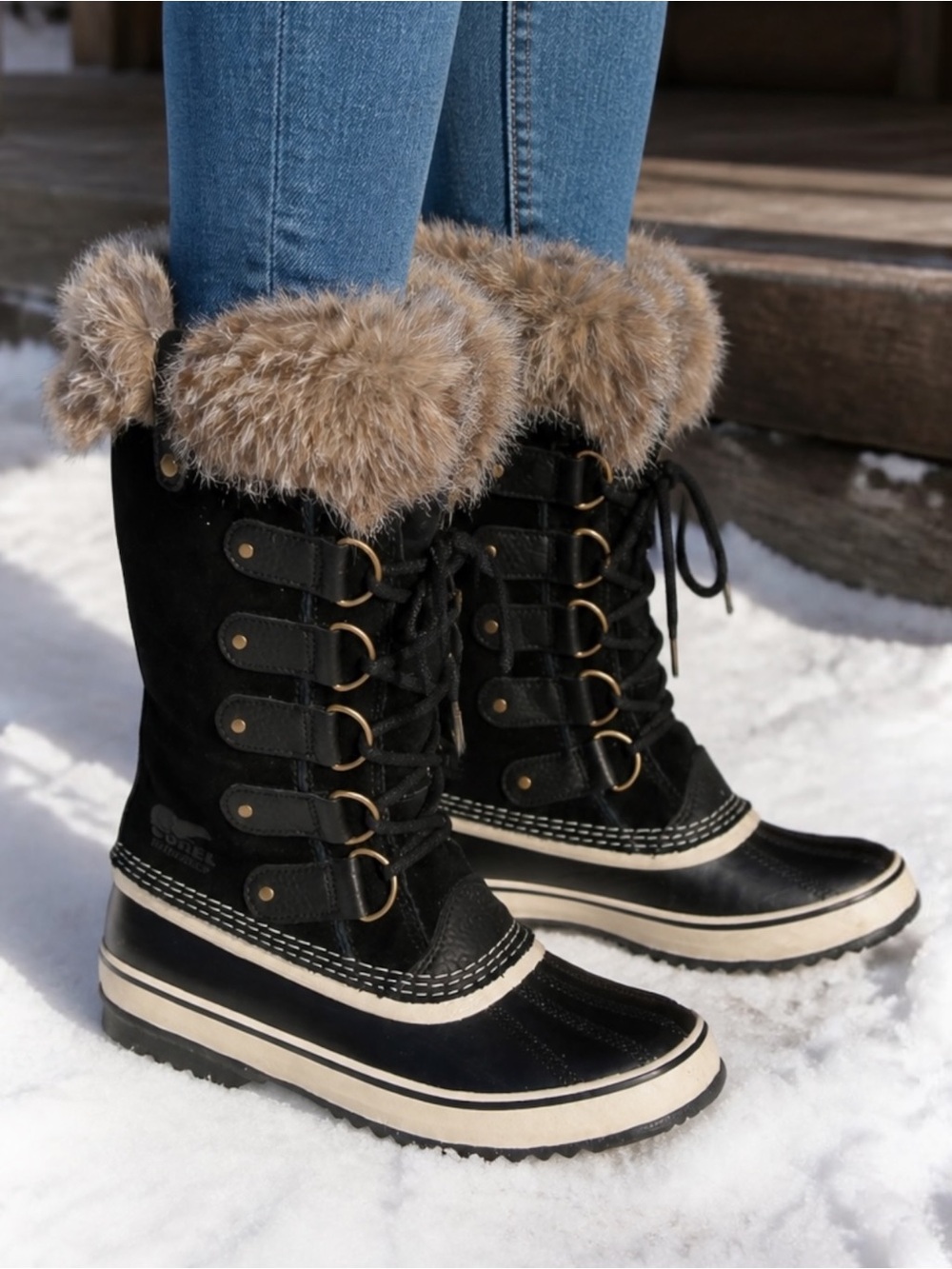 Sorel Black Winter Lace-Up Boots with Faux Fur Cuff